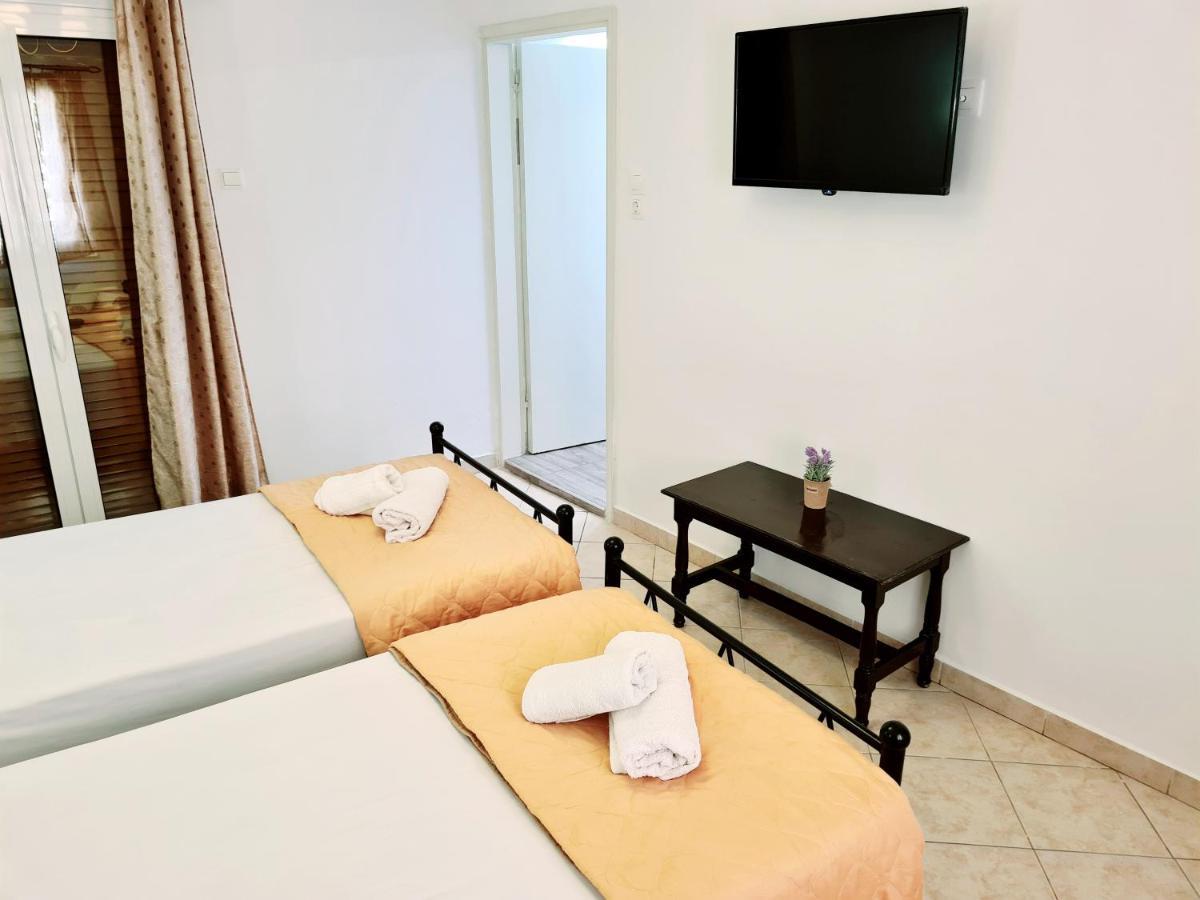 Avra Rooms Karpatos Zewnętrze zdjęcie